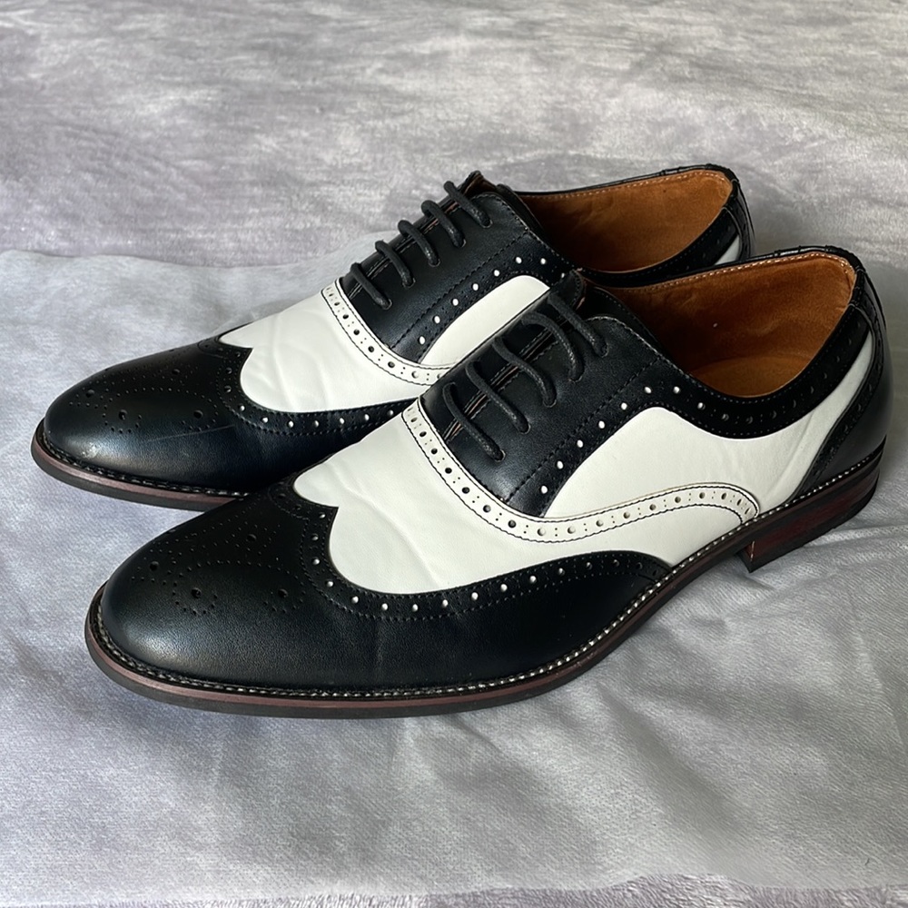 Ferro Aldo Wingtip Dress Shoes